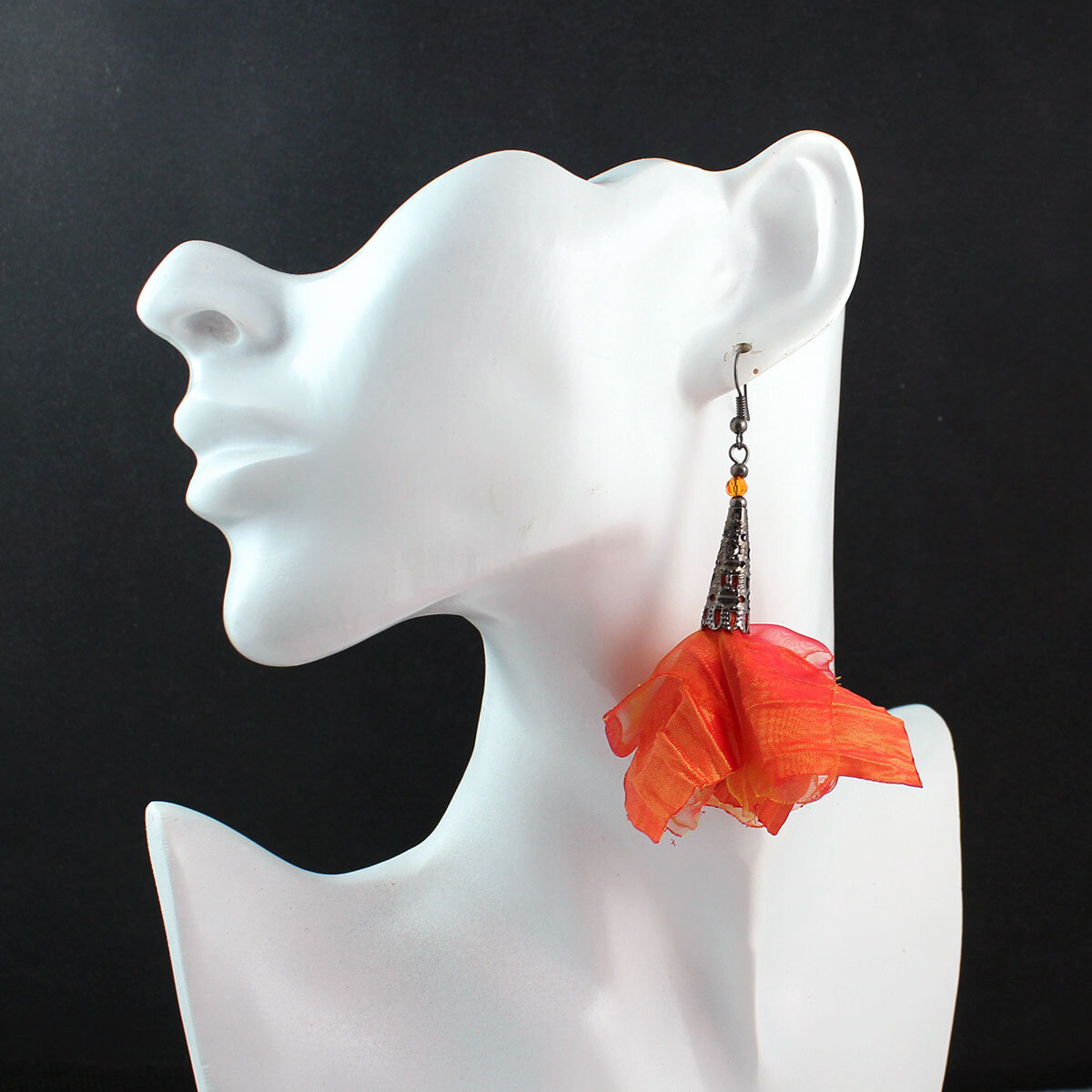 Długie kolczyki kwiaty Lume Design pomarańczowe multikolor czarne wykończenie