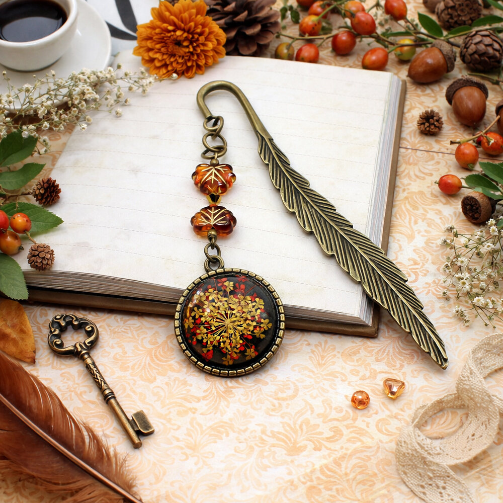 zakładka do książki z prawdziwymi kwiatami w żywicy żółta jesienna upominek