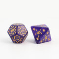 Zestaw 7 akrylowych kości RPG o zaokrąglonych krawędziach w kolorze fioletowym ze złotymi gwiazdkami | Akrylowe Kości Amethyst Stars Lume Design
