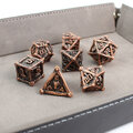 Zestaw 7 metalowych kości RPG w kolorze oksydowanej miedzi z rzeźbieniami | Metalowe Kości Ancient Copper Dragon