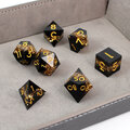 Zestaw kości RPG Ancient Gold Vein Ore czarne ze złotymi drobinkami ostre krawędzie