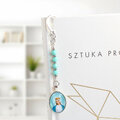 Zakładka do książki z Matką Bożą i niebieskimi koralikami – Lume Design