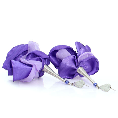 Duże kolczyki z tkaniny fioletowe kwiaty awangardowe srebrne handmade