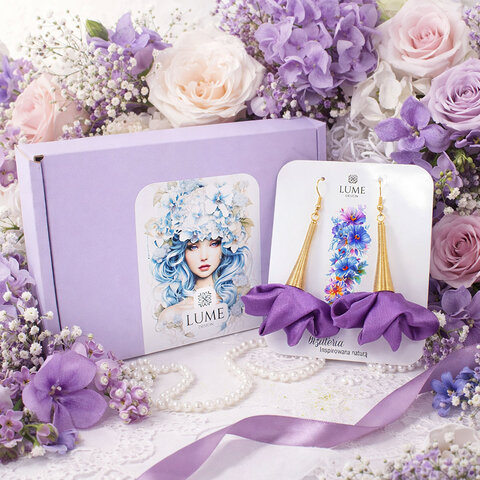 Kolczyki z tkaniny fiolet biskupi długie kwiaty złote KC gold – Lume Design