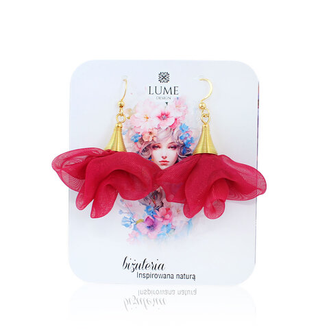 Lekkie kolczyki malinowe z tkaniny kwiaty złote wykończenia – Lume Design Lekkie kolczyki malinowe z tkaniny kwiaty złote wykończenia – Lume Design