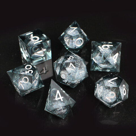 Zestaw 7 kości RPG Liquid Core ze srebrnym brokatem i ostrymi krawędziami | Kości RPG Shadow Quicksilver