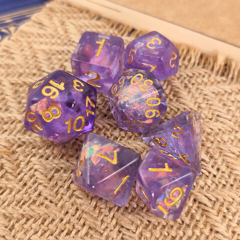 Zestaw kości RPG Mystic Violet fioletowe holograficzneZestaw kości RPG Mystic Violet fioletowe holograficzne