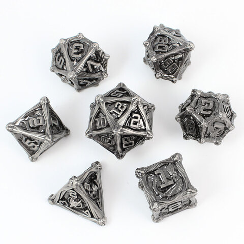 Zestaw ciężkich metalowych kości RPG Iron Dragon's Hoard w kolorze ciemnej stali