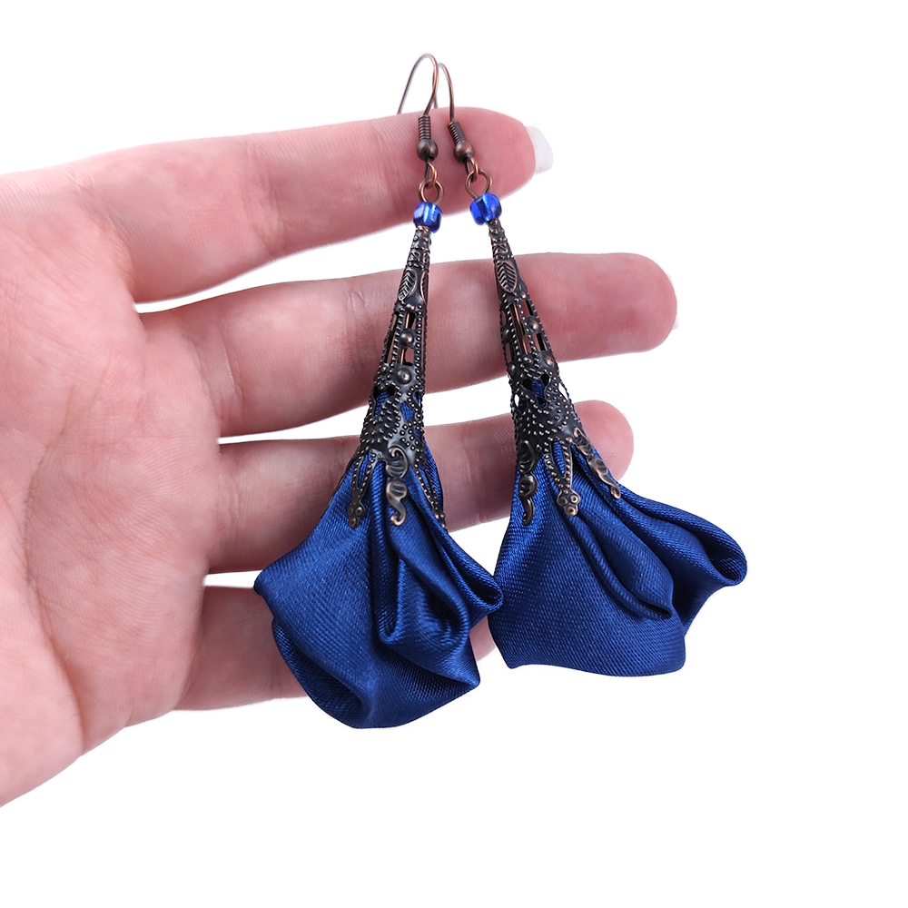 Kolczyki Kwiaty Granatowe Długie Miedziane Lekkie Boho Witchy