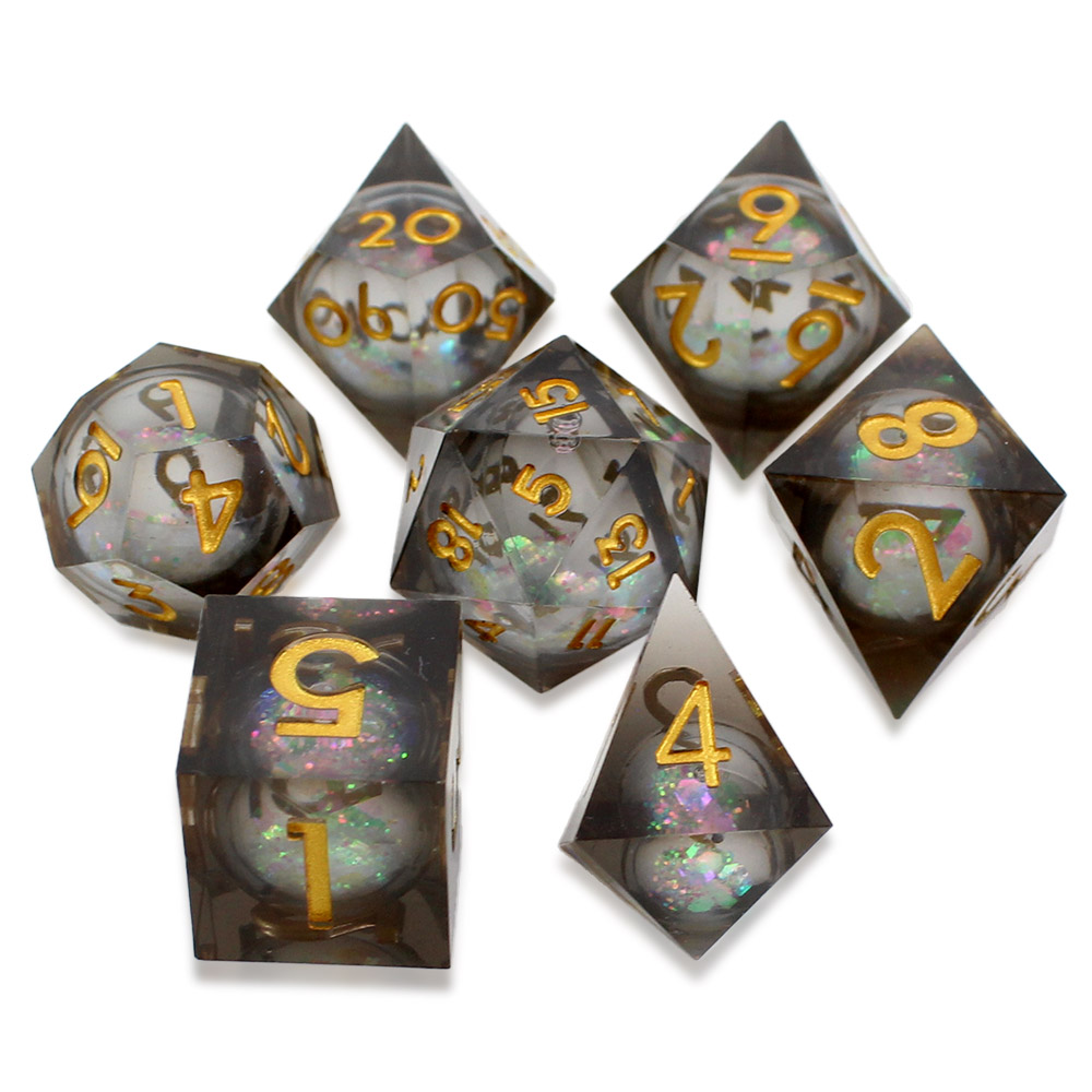 Kości RPG żywiczne Liquid Core czarne złote D&D Sharp Edge 7 szt