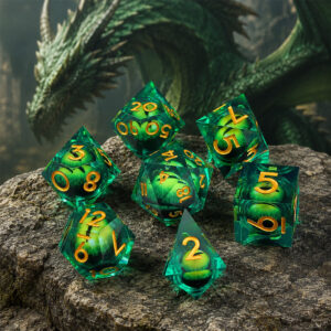 Kości RPG epoksydowe oko smoka Liquid Core zielone złote D&D 7 szt