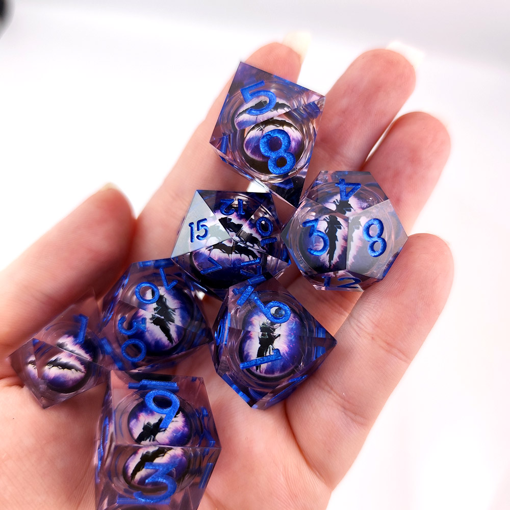 Kości RPG zestaw oko smoka Liquid Core fiolet D&D epoksydowe 7 szt