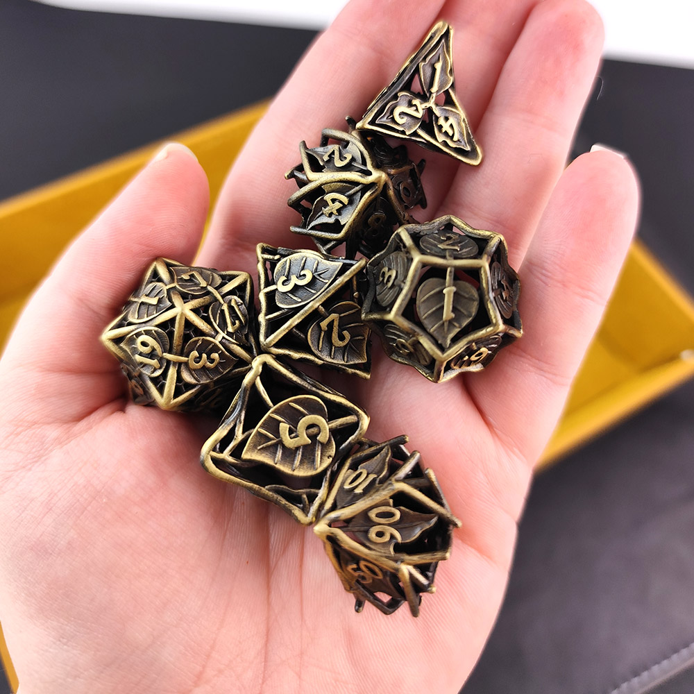 Kości RPG metalowe ażurowe liście zestaw 7 szt DnD pudełko