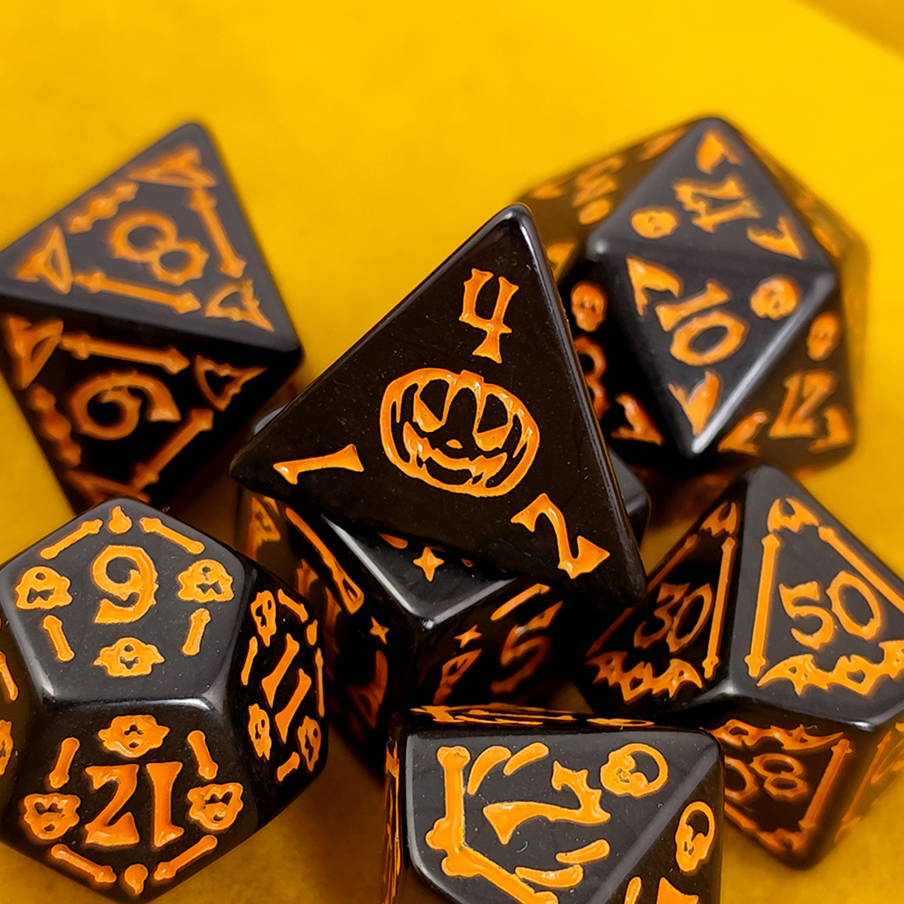 Kości RPG akrylowe Halloween dynie czaszki D&D zestaw 7 szt.