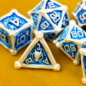Kości RPG metalowe smoki srebrne niebieskie D&D zestaw 7 szt. pudełko