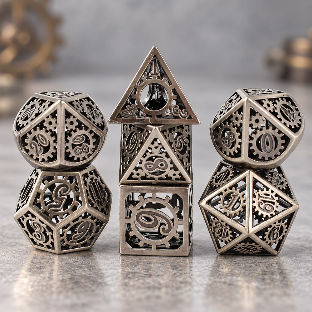 Kości RPG metalowe ażurowe steampunk trybiki D&amp;D zestaw 7 szt.