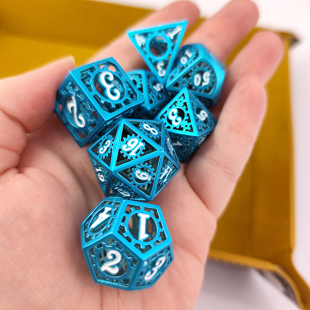 Kości RPG metalowe ażurowe niebieskie steampunk D&D zestaw 7 szt.