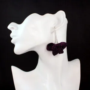 Kolczyki z tkaniny fioletowe błyszczące lekkie handmade asymetryczne