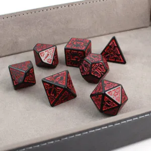 Zestaw 7 czarnych akrylowych kości RPG z czerwonymi runami, ramkami i cyframi | Akrylowe Kości Infernal Runes Lume Design