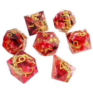 Zestaw 7 kości RPG z żywicy dymno-czerwonej z zatopionym złotym pierścieniem z elfią inskrypcją | Kości Żywiczne Elven Ring of Power Lume Design