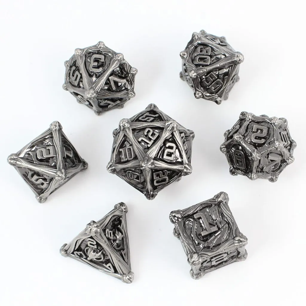 Zestaw ciężkich metalowych kości RPG Iron Dragon's Hoard w kolorze ciemnej stali